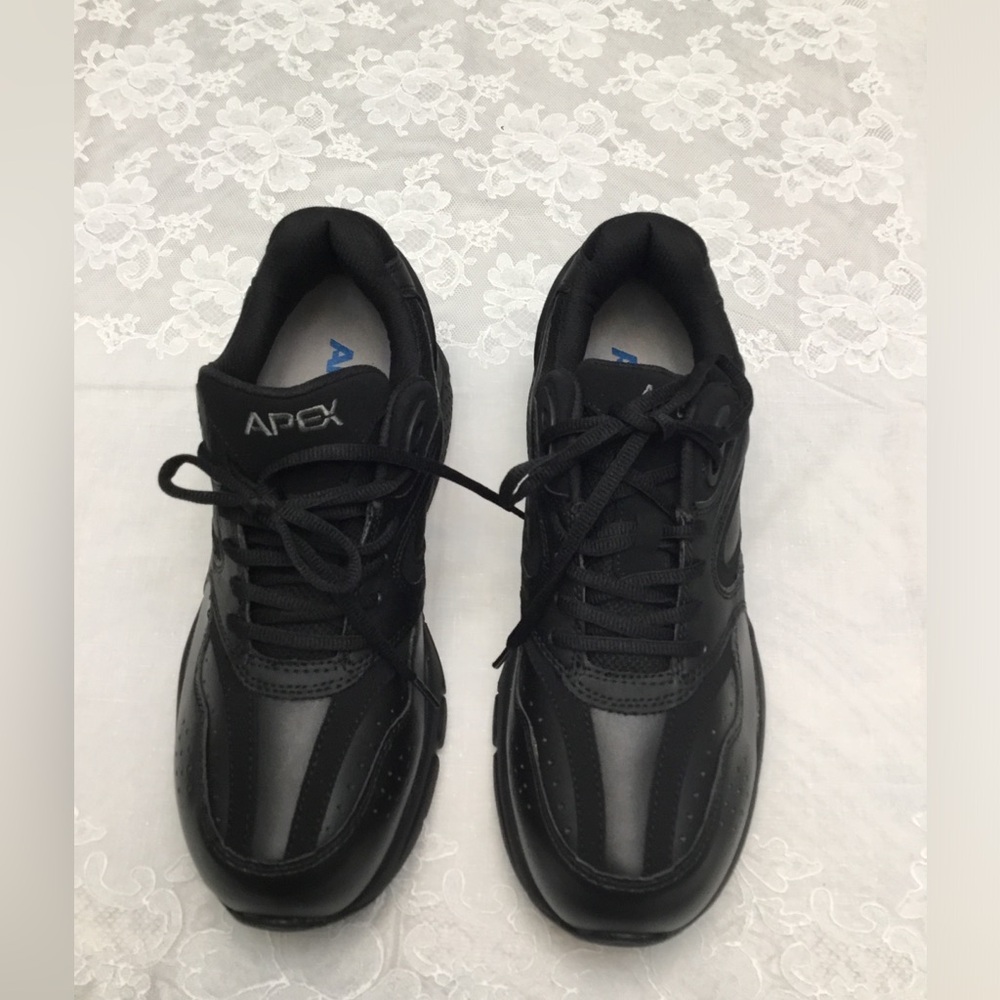 Apex Black Athletic Shoes Sleek Design